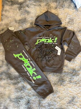 *AUTHENTIC SP5DER SET* *NWT* Hoodie & Sweatpants Set with Neon Green/Gray